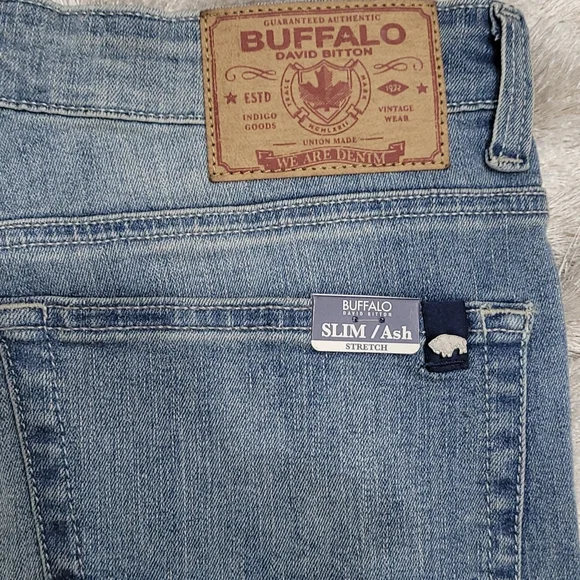NWT Men's Buffalo 🐃 SLIM ASH JEANS 👖 😍